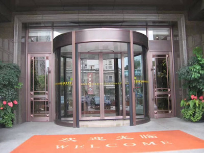 西宁两翼旋转门